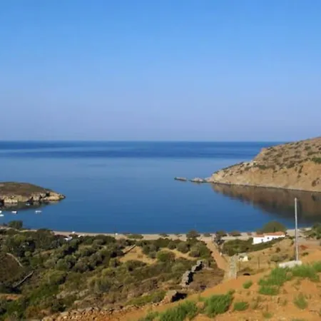 Levander Stone House Ferienhaus Gavrio