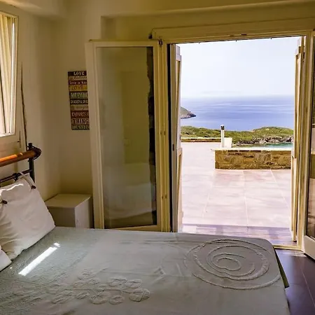 Levander Stone House Ferienhaus