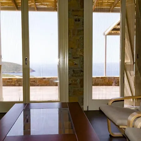 Levander Stone House Ferienhaus Gavrio