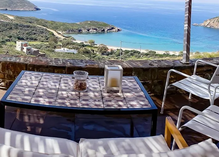 Levander Stone House Casa de Férias