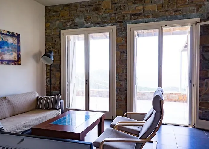 Levander Stone House Casa de Férias