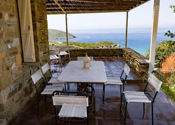 Levander Stone House Casa de Férias *